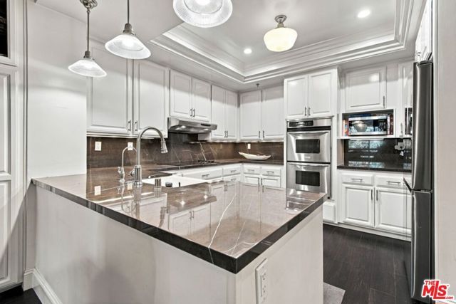2132 Century Park Lane 209, Los Angeles, CA 90067
