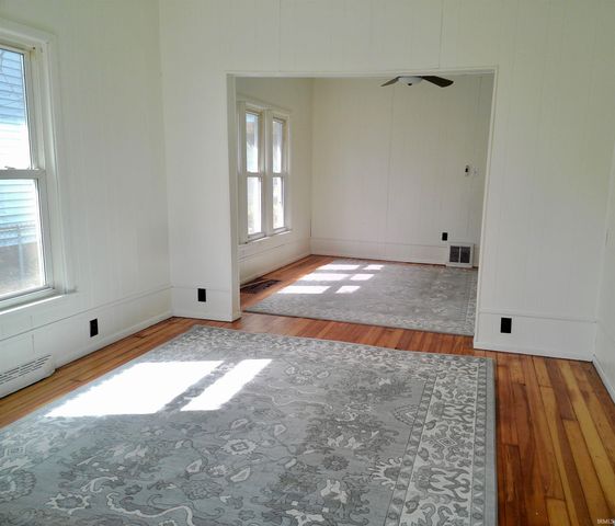 1133 N Brookfield Street, South Bend, IN 46628