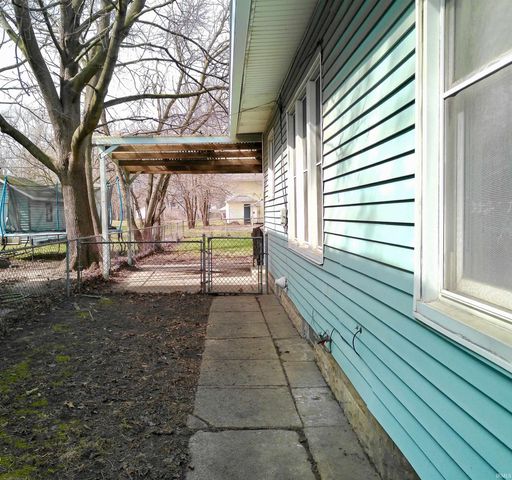 1133 N Brookfield Street, South Bend, IN 46628