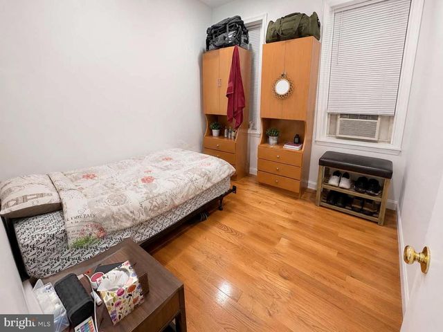 2209 S HEMBERGER ST, Philadelphia, PA 19145