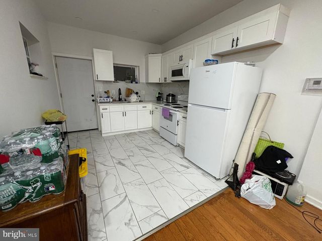 2209 S HEMBERGER ST, Philadelphia, PA 19145