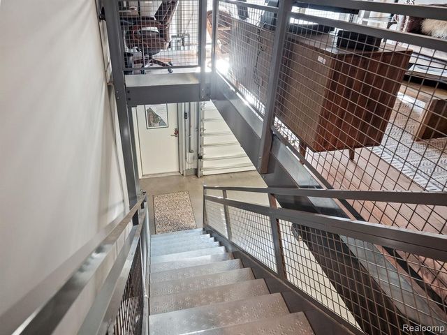 68 Pit Lane, Pontiac, MI 48341