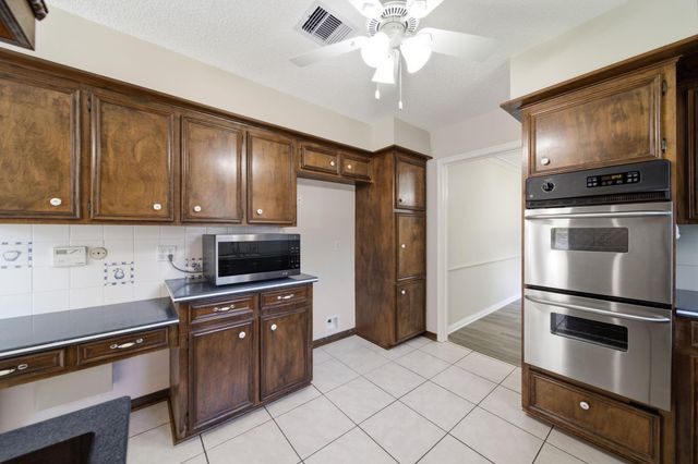 626 Magic Oaks Drive, Spring, TX 77388