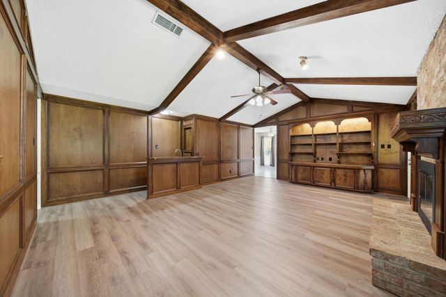 626 Magic Oaks Drive, Spring, TX 77388