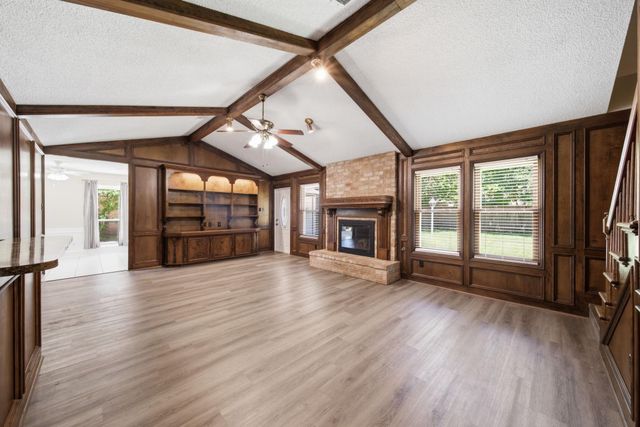 626 Magic Oaks Drive, Spring, TX 77388