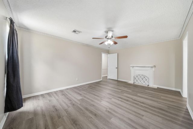 626 Magic Oaks Drive, Spring, TX 77388