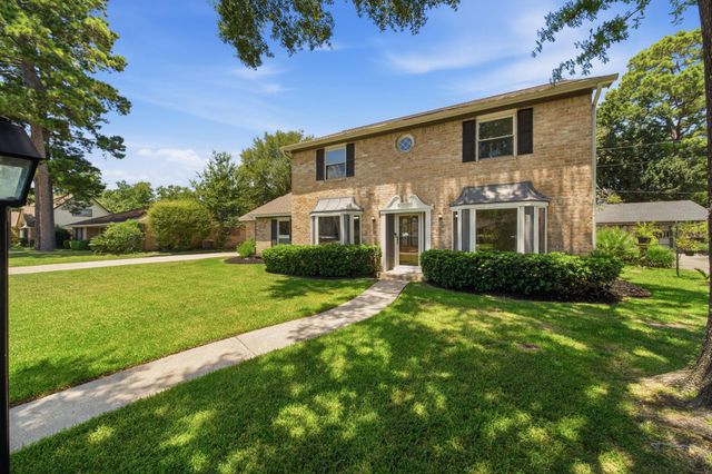 626 Magic Oaks Drive, Spring, TX 77388