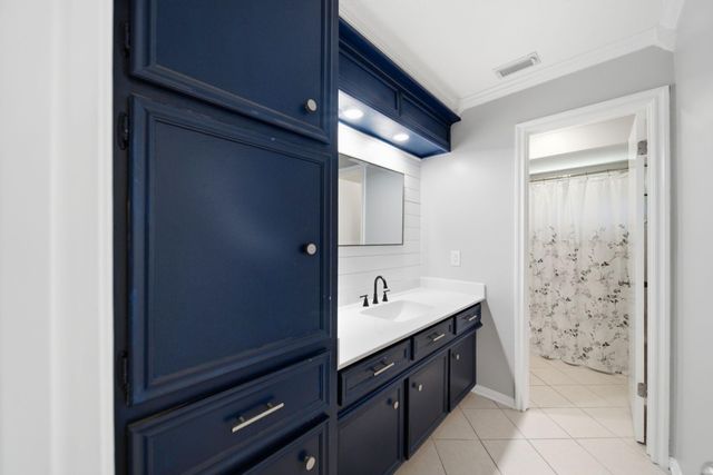 626 Magic Oaks Drive, Spring, TX 77388