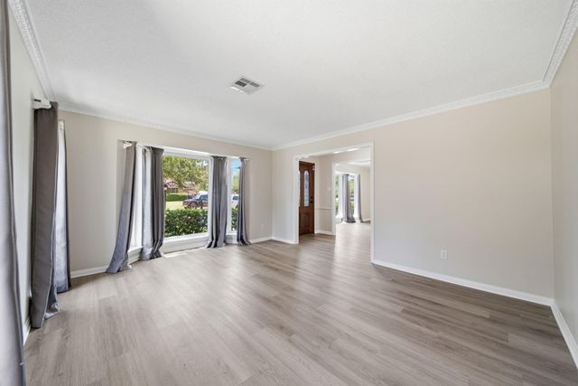 626 Magic Oaks Drive, Spring, TX 77388