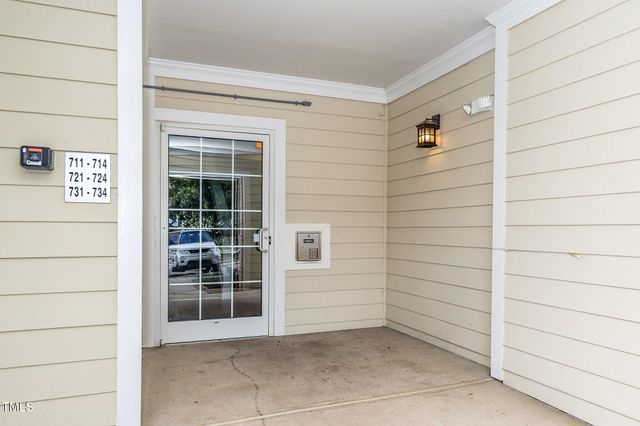 734 Portstewart Drive, Cary, NC 27519