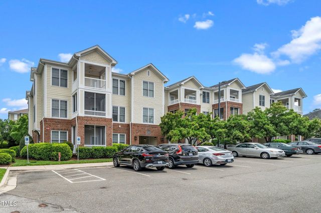 734 Portstewart Drive, Cary, NC 27519