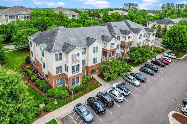 734 Portstewart Drive, Cary, NC 27519