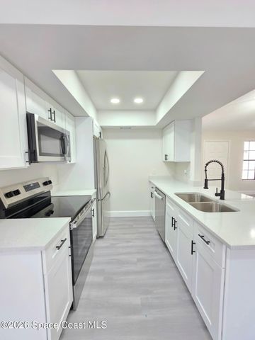 839 Carnation Avenue SE, Palm Bay, FL 32909