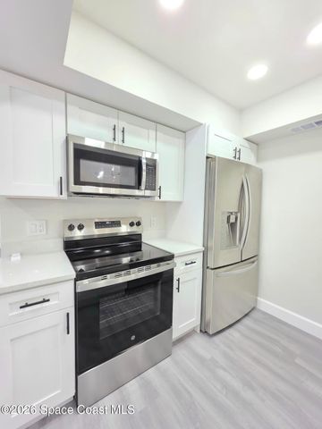 839 Carnation Avenue SE, Palm Bay, FL 32909