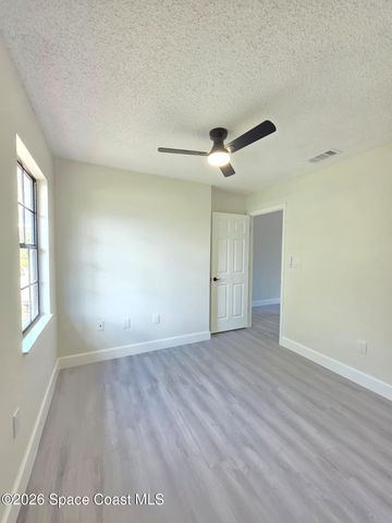 839 Carnation Avenue SE, Palm Bay, FL 32909