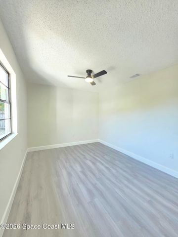 839 Carnation Avenue SE, Palm Bay, FL 32909