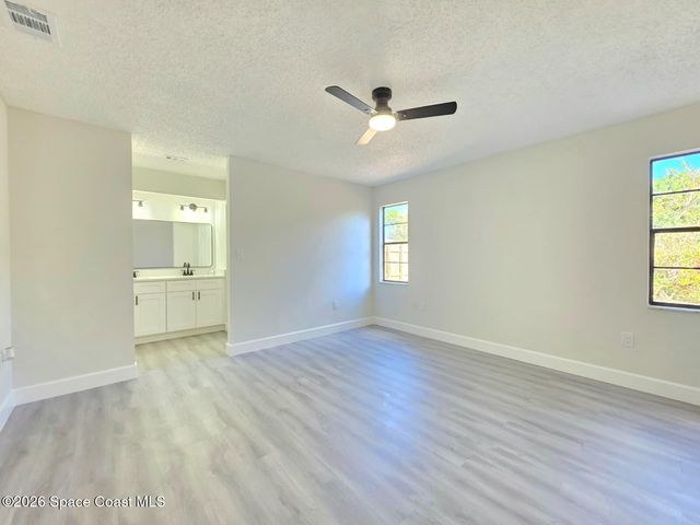 839 Carnation Avenue SE, Palm Bay, FL 32909