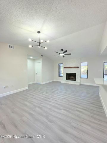 839 Carnation Avenue SE, Palm Bay, FL 32909