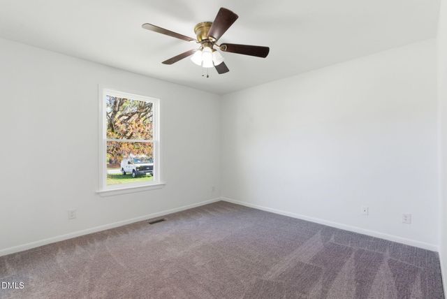 945 Old School Road, Four Oaks, NC 27524