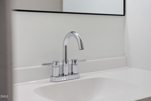 945 Old School Road, Four Oaks, NC 27524