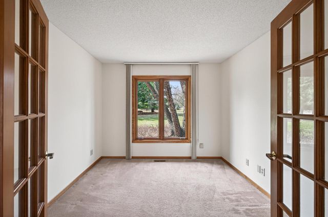 6 Pine Valley Drive, Dellwood, MN 55110