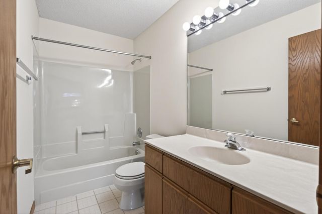 6 Pine Valley Drive, Dellwood, MN 55110