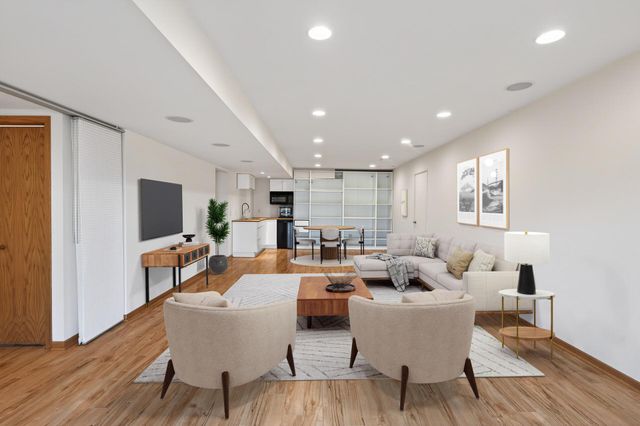 6 Pine Valley Drive, Dellwood, MN 55110