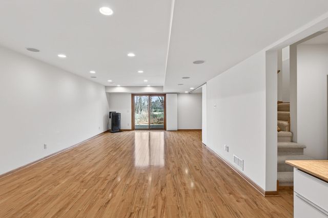 6 Pine Valley Drive, Dellwood, MN 55110