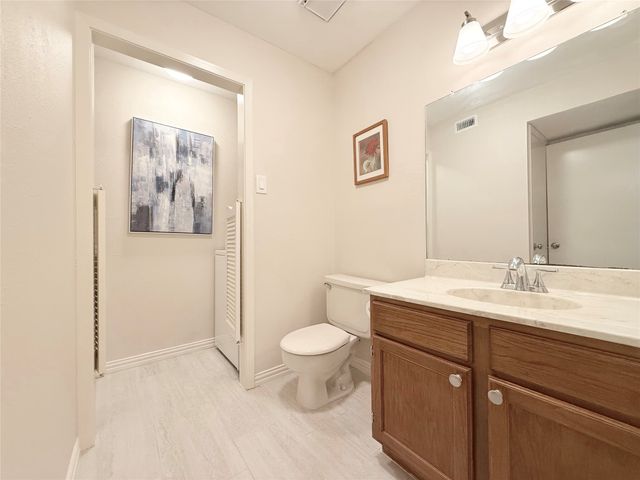 6900 Skillman Street 205, Dallas, TX 75231