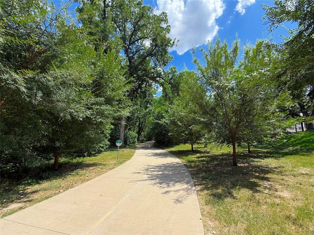 6900 Skillman Street 205, Dallas, TX 75231