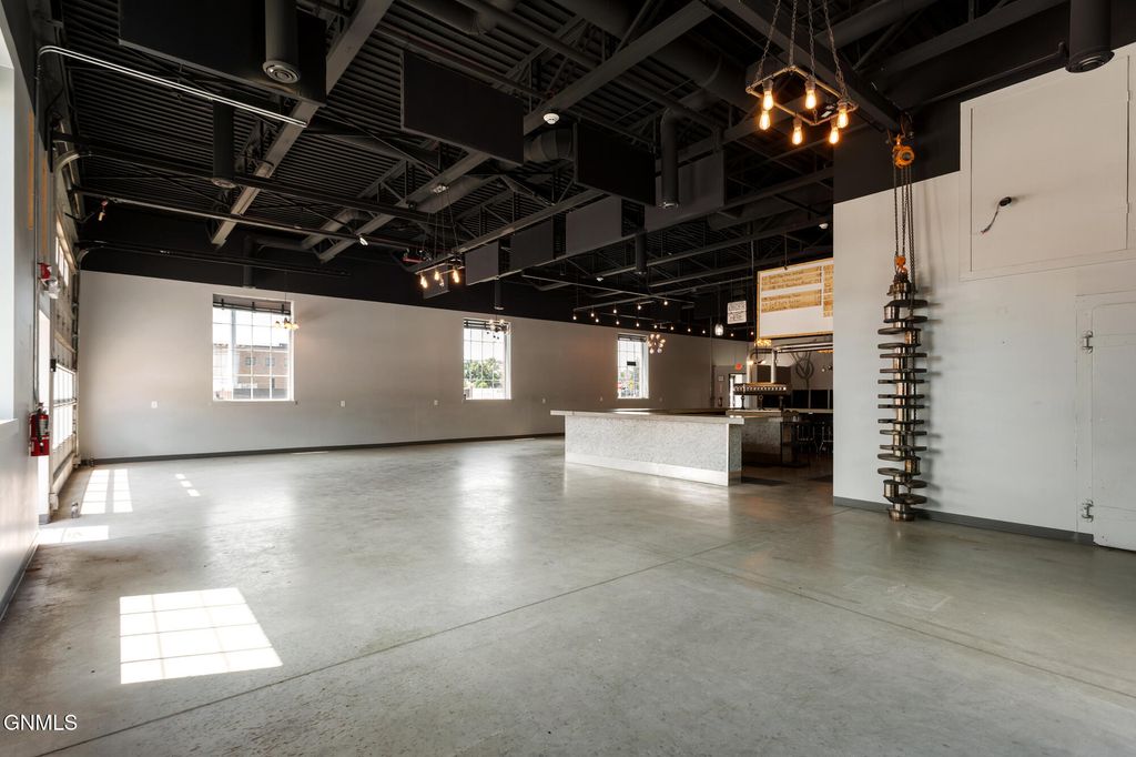 213 11th Street W, Williston, ND 58801 photo 8