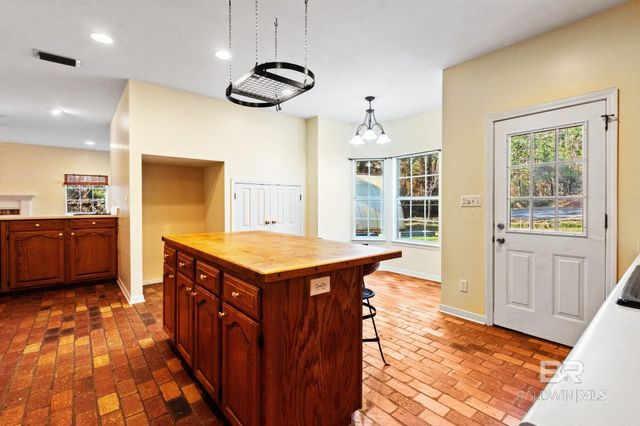 133 Rays Lane, Daphne, AL 36526