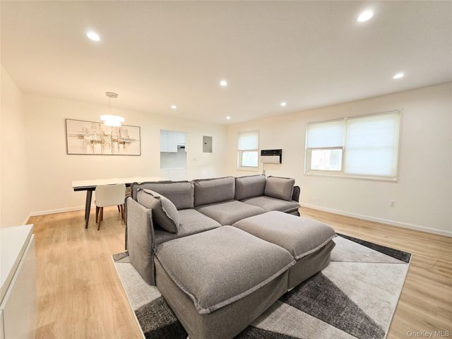 251-49 61 Avenue 1 Floor, Little Neck, NY 11362