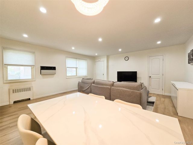 251-49 61 Avenue 1 Floor, Little Neck, NY 11362