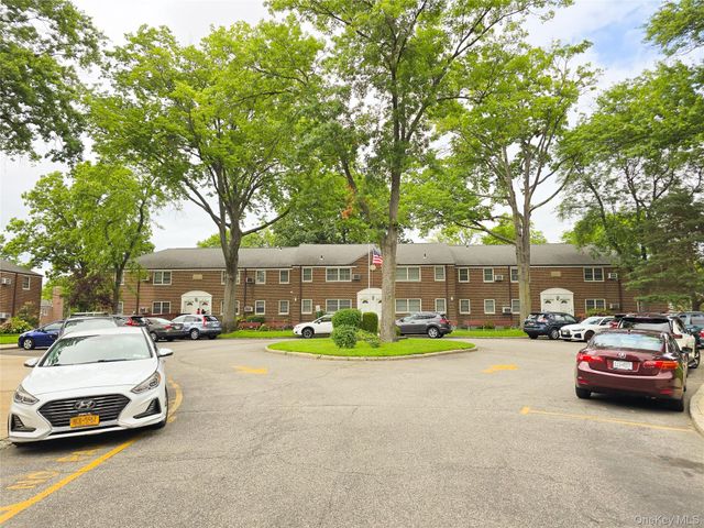 251-49 61 Avenue 1 Floor, Little Neck, NY 11362