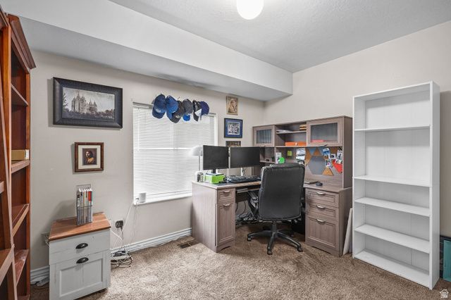 1015 E BROOK HAVEN DR, Kaysville, UT 84037