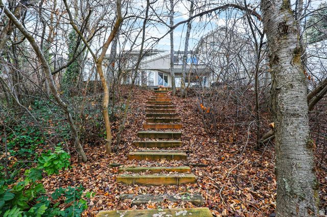 1015 E BROOK HAVEN DR, Kaysville, UT 84037