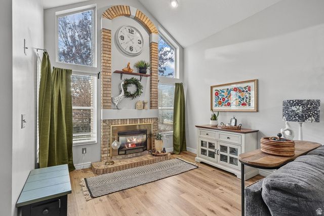 1015 E BROOK HAVEN DR, Kaysville, UT 84037