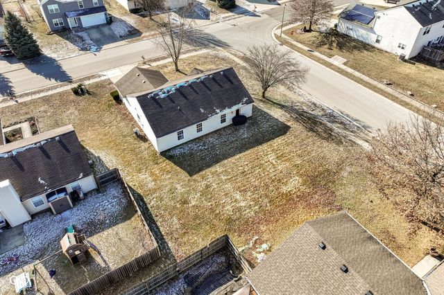 883 Hollowood Lane, Avon, IN 46123