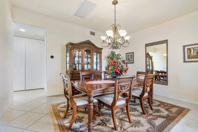 108 Via Condado Way, Palm Beach Gardens, FL 33418