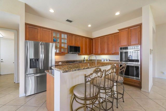 108 Via Condado Way, Palm Beach Gardens, FL 33418