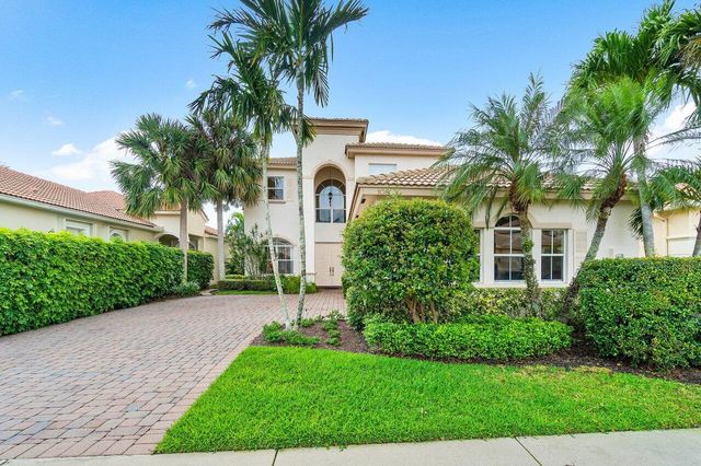 108 Via Condado Way, Palm Beach Gardens, FL 33418