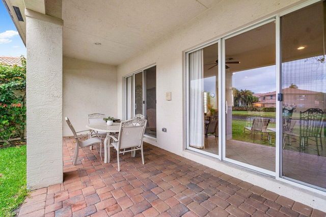 108 Via Condado Way, Palm Beach Gardens, FL 33418