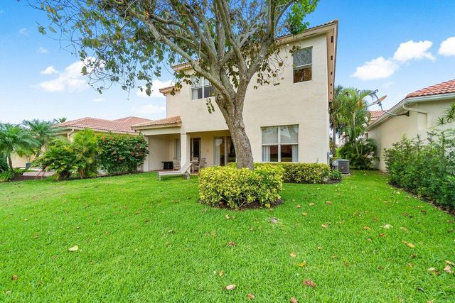 108 Via Condado Way, Palm Beach Gardens, FL 33418