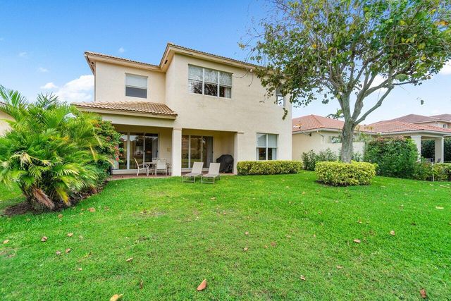 108 Via Condado Way, Palm Beach Gardens, FL 33418