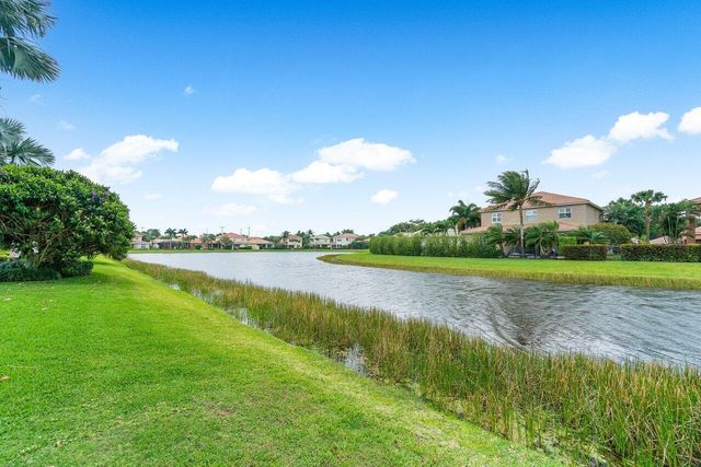 108 Via Condado Way, Palm Beach Gardens, FL 33418