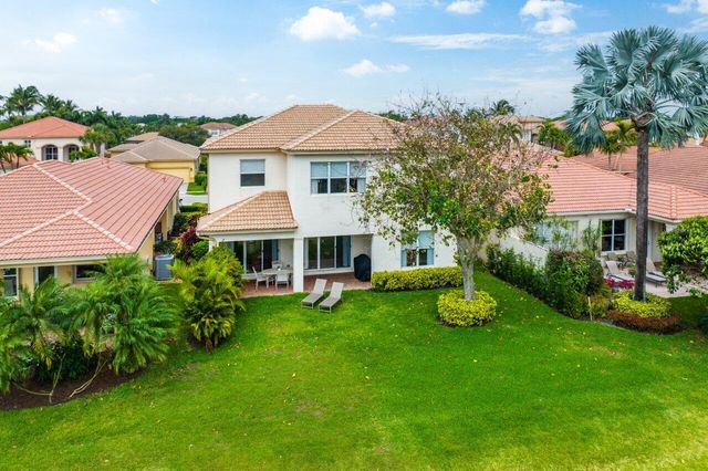108 Via Condado Way, Palm Beach Gardens, FL 33418