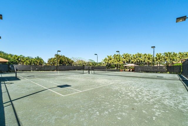 108 Via Condado Way, Palm Beach Gardens, FL 33418