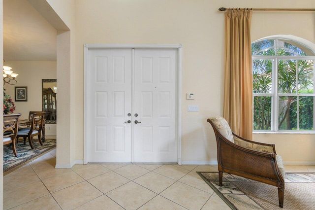 108 Via Condado Way, Palm Beach Gardens, FL 33418