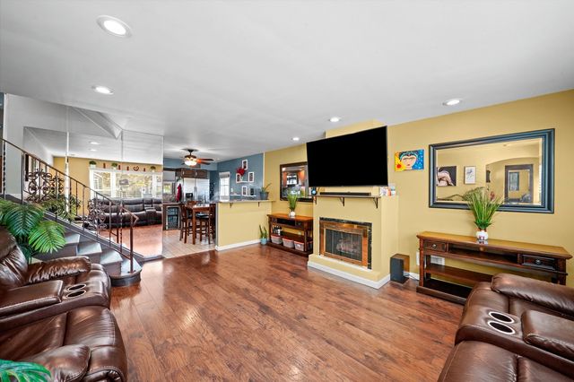 3427 S 58th Avenue, Cicero, IL 60804